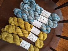 Load image into Gallery viewer, Stripy Unicorn Yarn Packs