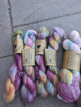 Load image into Gallery viewer, Tosh Silk Cloud (Shibui)