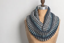 Load image into Gallery viewer, Blue Sky Fibers Woolstok bundles