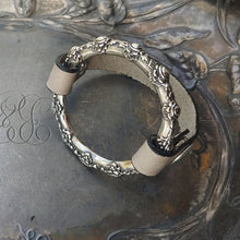 Load image into Gallery viewer, Shawl Pins and Sticks