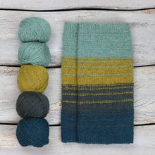 Load image into Gallery viewer, The fibre Co Flow Cowl