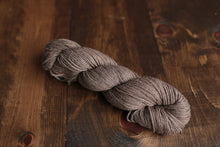 Load image into Gallery viewer, Spud & Chloe Sweater