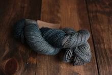 Load image into Gallery viewer, Manos Fino