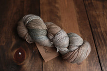 Load image into Gallery viewer, Manos Fino