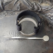 Load image into Gallery viewer, Shawl Pins and Sticks