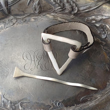 Load image into Gallery viewer, Shawl Pins and Sticks