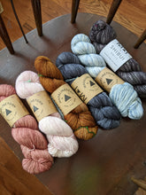 Load image into Gallery viewer, Joan slip stitch shawl "kit"