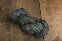 Load image into Gallery viewer, Manos Fino