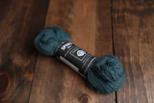 Load image into Gallery viewer, Isager Wool 1/Spinni SALE