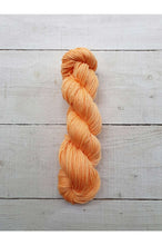 Load image into Gallery viewer, Manos Feliz