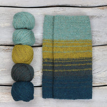 Load image into Gallery viewer, The fibre Co Flow Cowl
