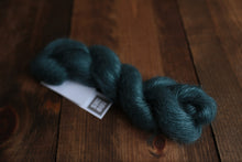 Load image into Gallery viewer, Tosh Silk Cloud (Shibui)
