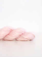 Load image into Gallery viewer, Tosh Silk Cloud (Shibui)
