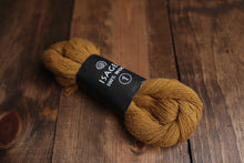 Load image into Gallery viewer, Isager Wool 1/Spinni SALE
